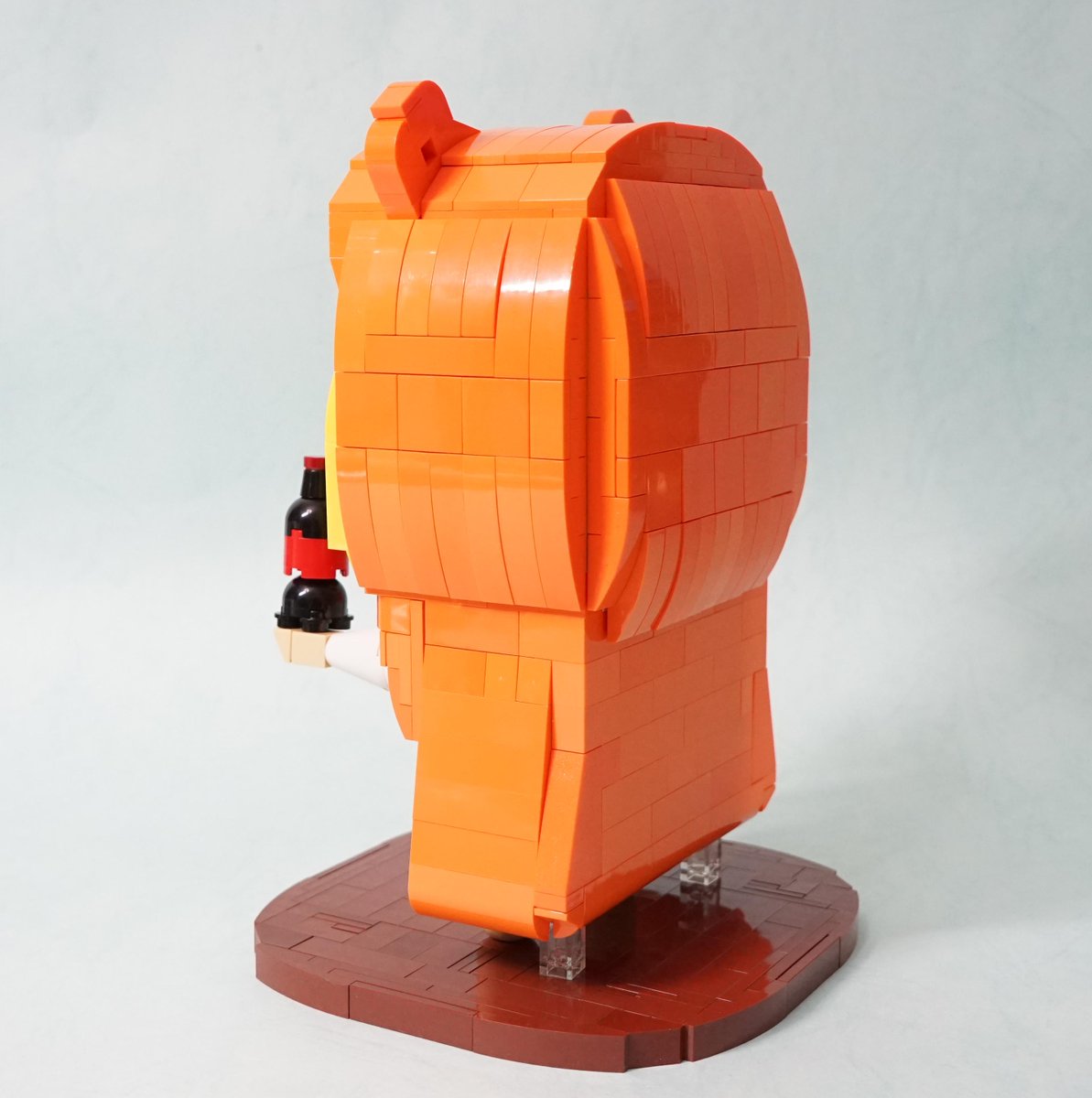 「やっとできました!疲れた疲れた～ #lego #うまるちゃん 」|MikeVdのイラスト