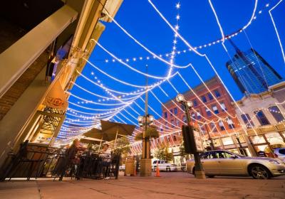 Forbes's tweet photo. See the best places for business in 2015: http://t.co/hWfLVEpDyF http://t.co/a6hxRpcznI