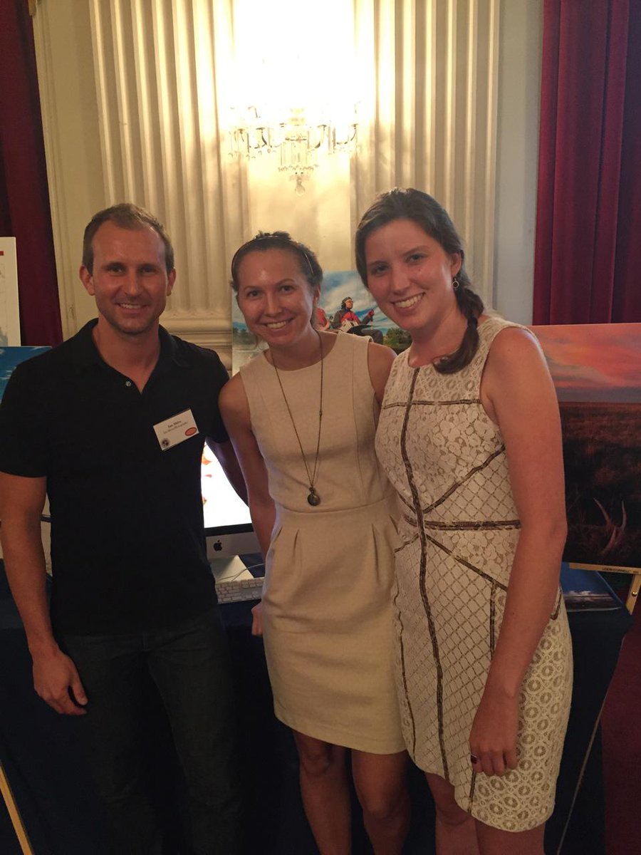 WildRefuge's tweet photo. NWRA @DukeStanback interns meet with @IanShivePhoto at #RefugeExpo2015 - thank you for taking the time to come out! http://t.co/wXrRaeMH5A