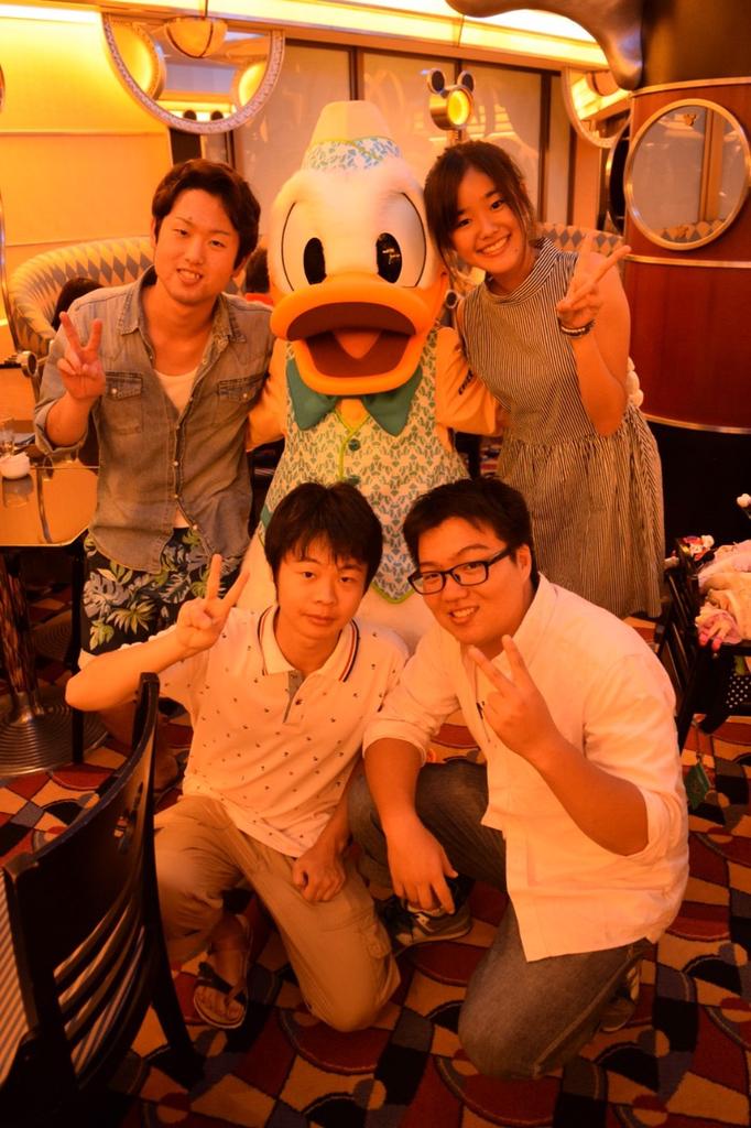 cornsoup94's tweet photo. 今日で21歳になりました！！！！！
シェフミッキー楽しかった～ http://t.co/VseZVA3URz