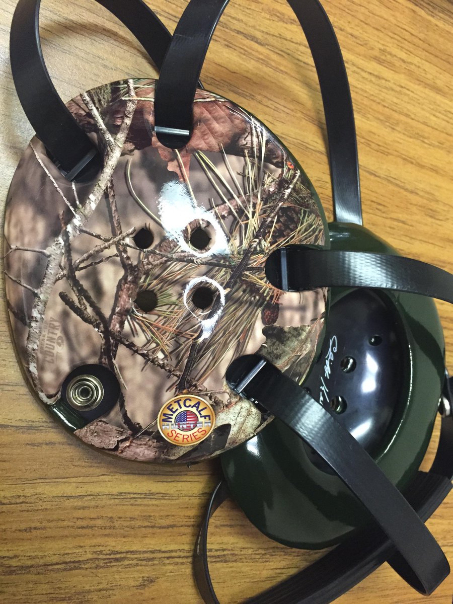 CKAwrestling's tweet photo. Strap up for battle in the Official Brent Metcalf Series @MossyOak Cliff Keen Signature Wraps. http://t.co/wk9hWV0j2q http://t.co/8BLuSHreCB