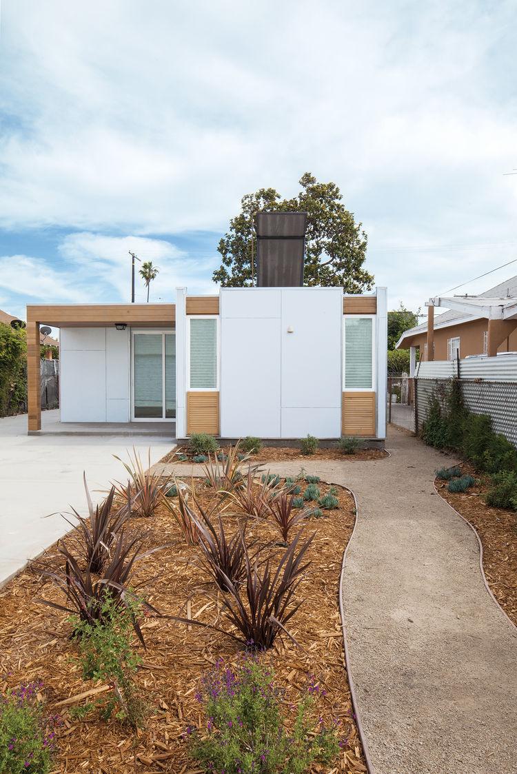 An innovative net-zero prefab in Los Angeles: bit.ly/1wRxOw6