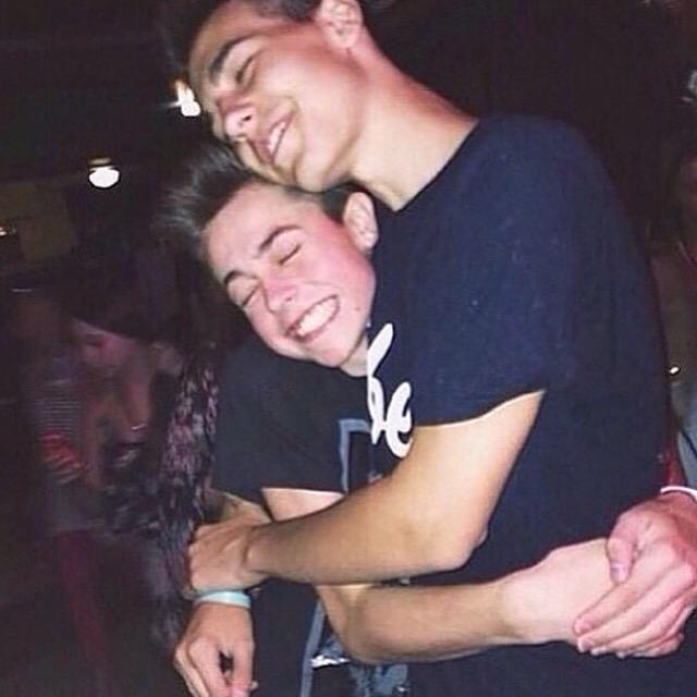 caniffgratata's tweet photo. blessed my life real quick @grantlandis @JacobWhitesides http://t.co/aphqU3FGM7