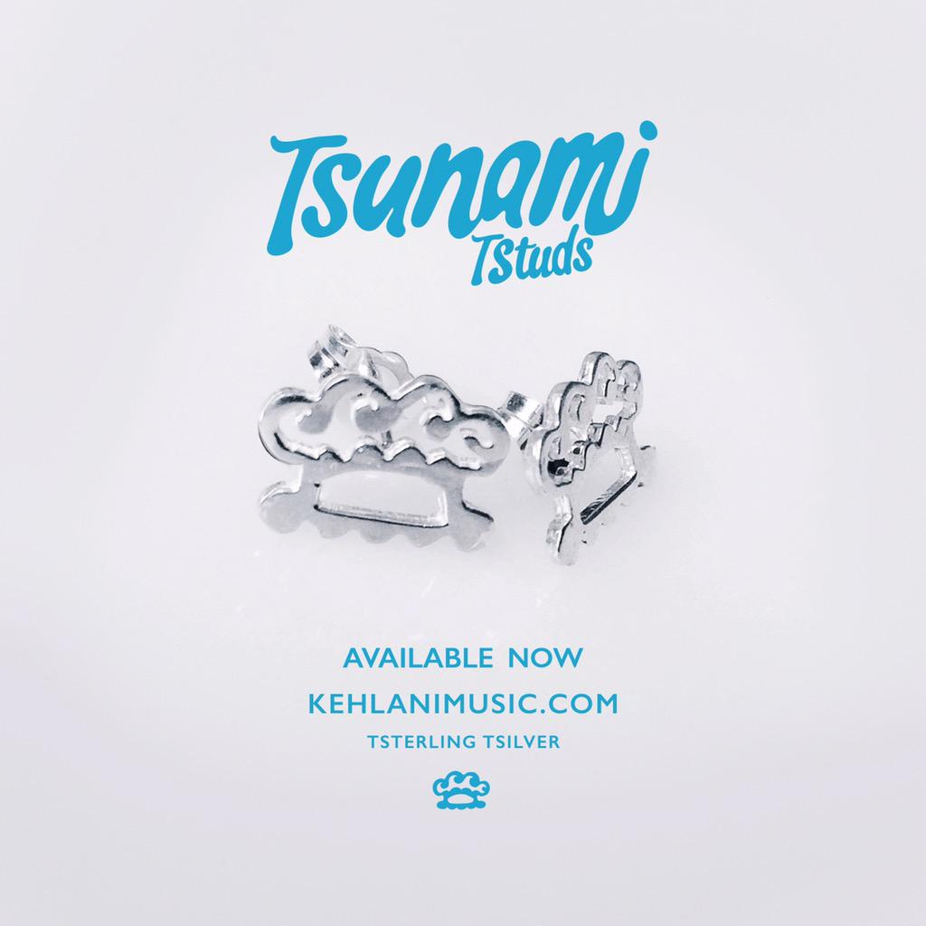 tsnmi's tweet photo. Tsunami Tsuds 🌊 available now http://t.co/ADSA2ni13R http://t.co/jtCnH27ezE