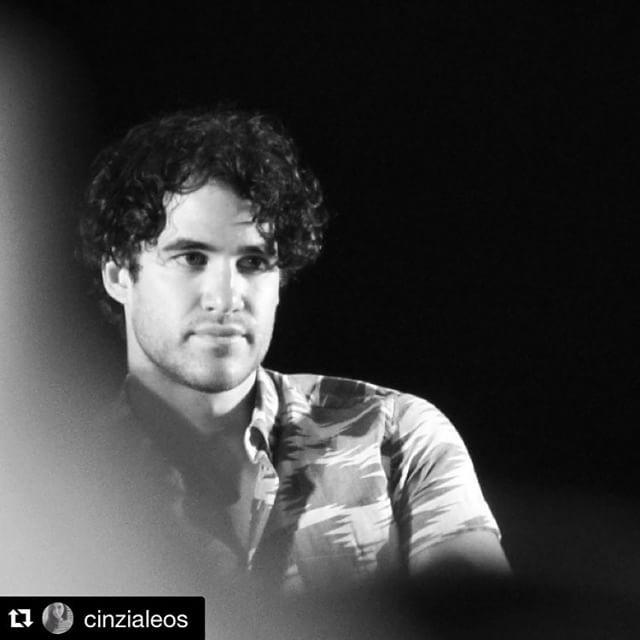 DarrenArmy's tweet photo. @cinzialeos
Grazie @darrencriss ๐๐ #giffonifilmfestival #crissgiffoni #gleeffoni #darrencrโฆ http://t.co/kaFV558vqO http://t.co/pU1ypY5JCu