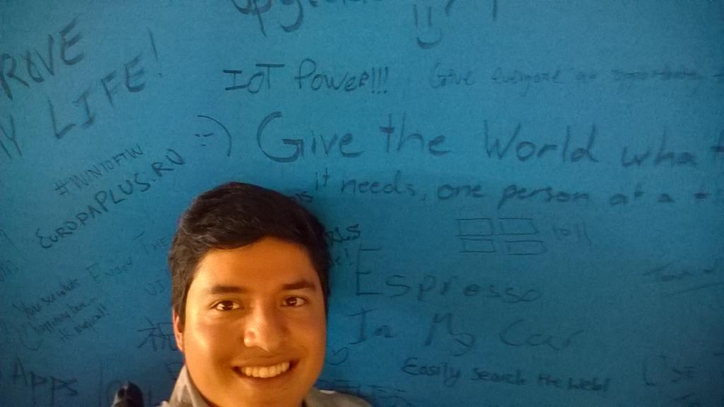 CamiEpisode's tweet photo. IoT power!!! #UpgradeYourWorld #ImagineCup #MSPCol http://t.co/07cg3F9R0d