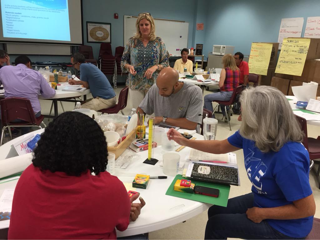 AliefScience's tweet photo. Energizing Earth Science with Offshore Energy Center materials and resources! #AliefSciLit #aliefpdrocks http://t.co/wXvw2n3VmD