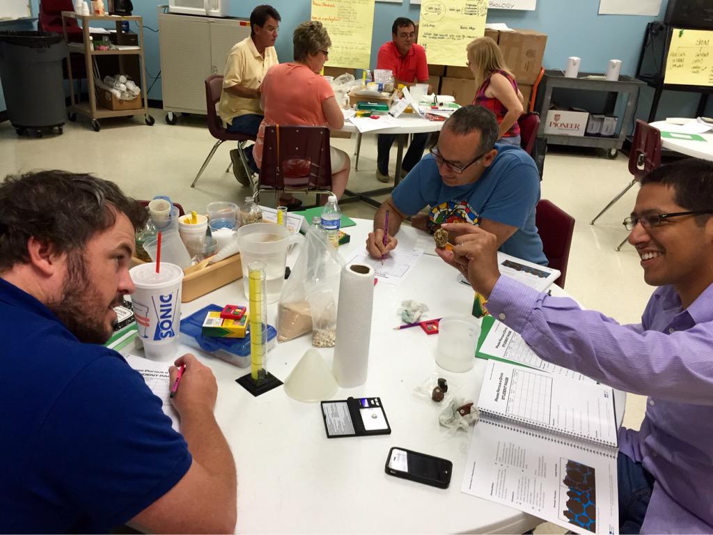 AliefScience's tweet photo. Energizing Earth Science with Offshore Energy Center materials and resources! #AliefSciLit #aliefpdrocks http://t.co/wXvw2n3VmD