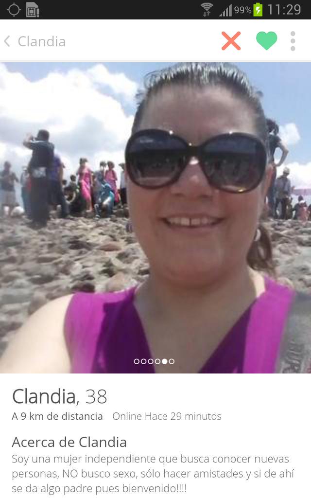 Axotla's tweet photo. @tinderoso tranquilos que no busca sexo  @tinderror http://t.co/4GsXVzXm0v