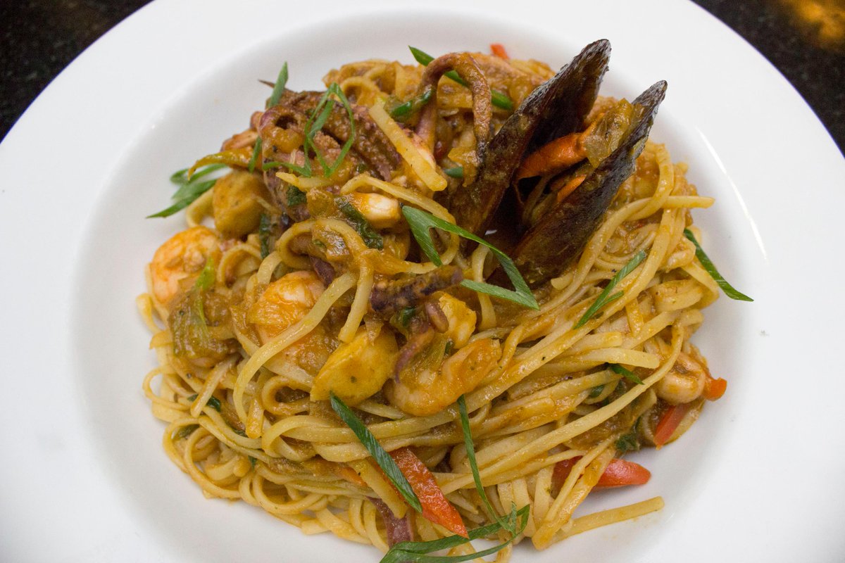 De Casta Life&Food tweet media