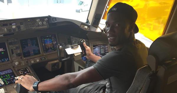 theScore's tweet photo. Didier Drogba is on his way to Montreal! http://t.co/ciEv1okWyU http://t.co/Q69A2qkrvM