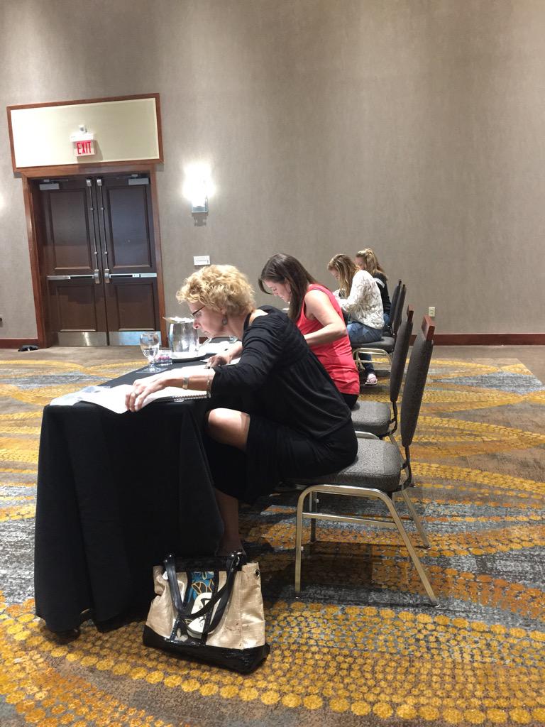 NStanningexpert's tweet photo. Completing the California Tan Doctorate of Sunless test! http://t.co/Wdjz4v5Q9e
