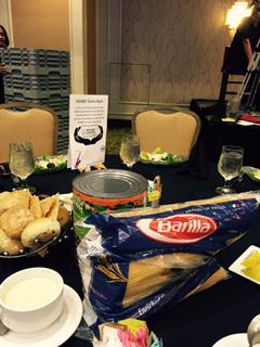 ASABE_meetings's tweet photo. #ASABEGivesBack to local food pantry in #NOLA @2ndHarvestGNOA in place of #ASABE15 banquet centerpieces! #ASABEengage http://t.co/r3ayQ8OjAP