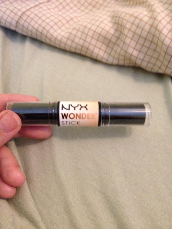 #nyxwonderstick is #AMAZING. #inlove     and I am so damn picky when it comes to my makeup! #welldone