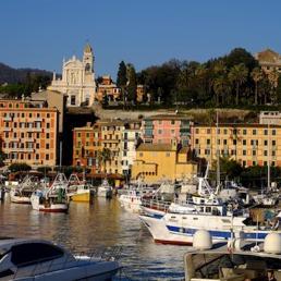 sole24ore's tweet photo. Gli italiani tornano a comprare seconde case: Santa Margherita Ligure batte Capri e Forte… http://t.co/qToVfQwXEO http://t.co/U9Cq7WIWdM