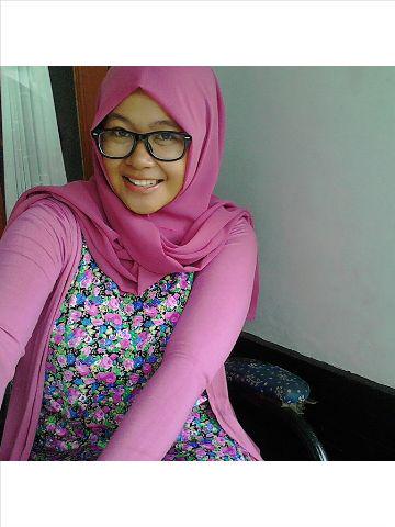 I love this girl <a href="/OpiYulianti/">Opi Yulianti</a> :* :*