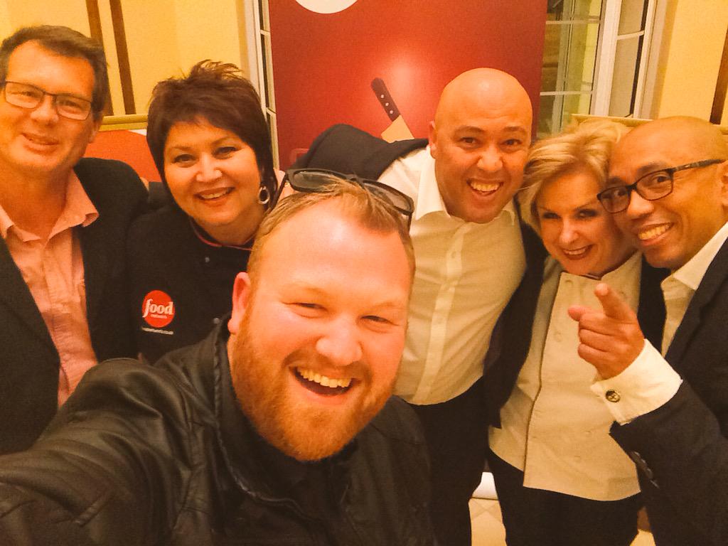 JonathanDuguid's tweet photo. My Ellen selfie with the #ChoppedSA team! @FoodNetworkSA @TsogoSun #thecullinan http://t.co/jq6MdXhmmd