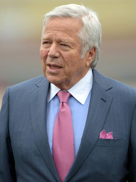 robert kraft dress shirts Robert Kraft loves the colored dress shirt with white collar and cuffs look  #Patriots #DeflateGate