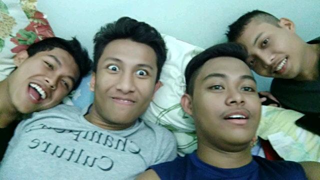 agung_dpe's tweet photo. Malang jahat :v http://t.co/5hXFxDofas