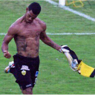 iTTi3z's tweet photo. السساااااادددددسس😭💛💛💛💛ناااار الاتي تتتححححرررق؟؟؟؟؟ جللللللللللدددددد😭😭😭🔥🔥💛💛#الاتحاد_اورنافاسيس http://t.co/kW8UcD40Hv