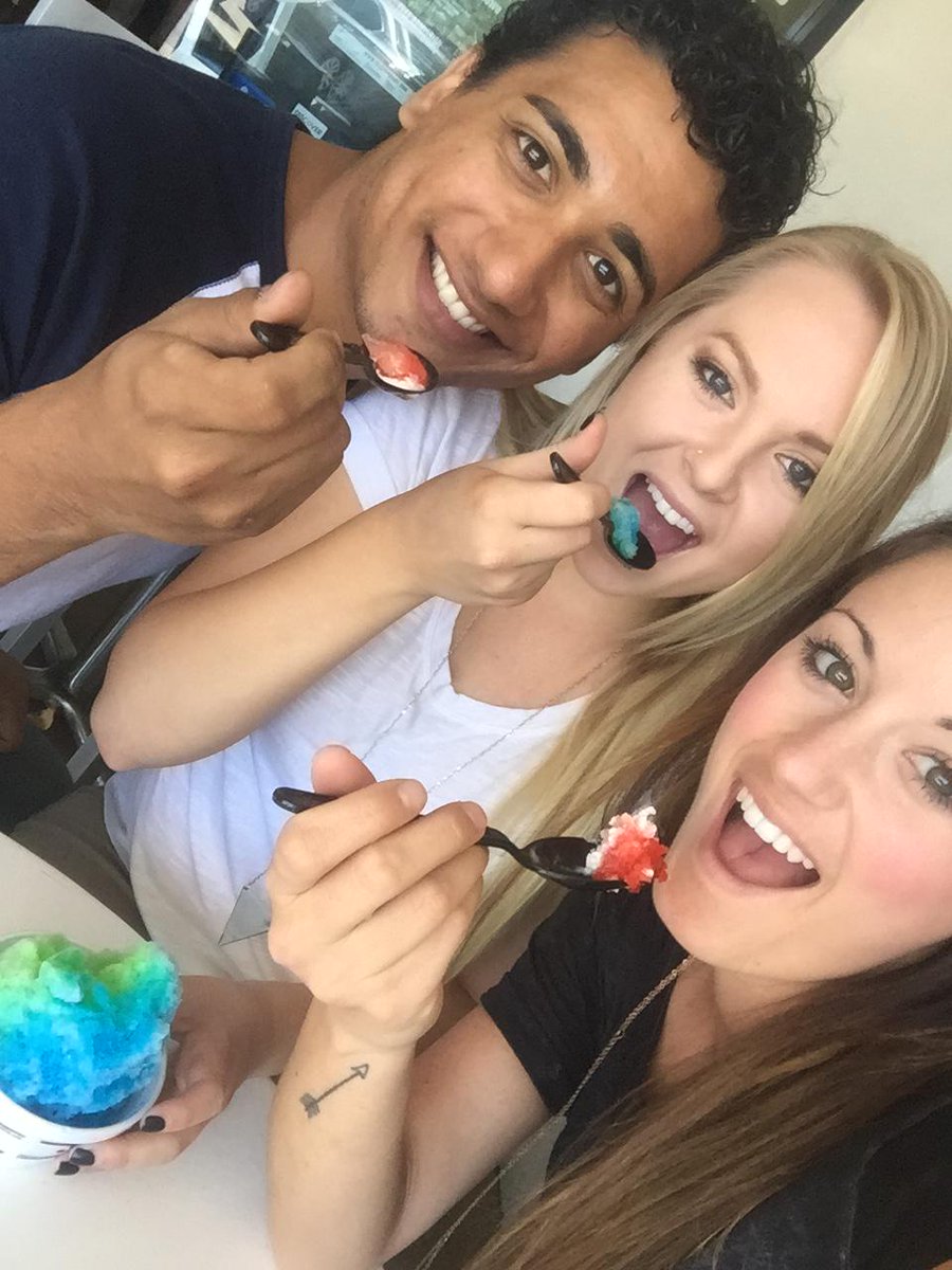 ShaveIt's tweet photo. Grab your friends & head to #ShaveIt! Share your photos! #ShaveItAllSummer #Sept6th #110FreeShaveIts #ShaveItNation http://t.co/JbO8pTc75F