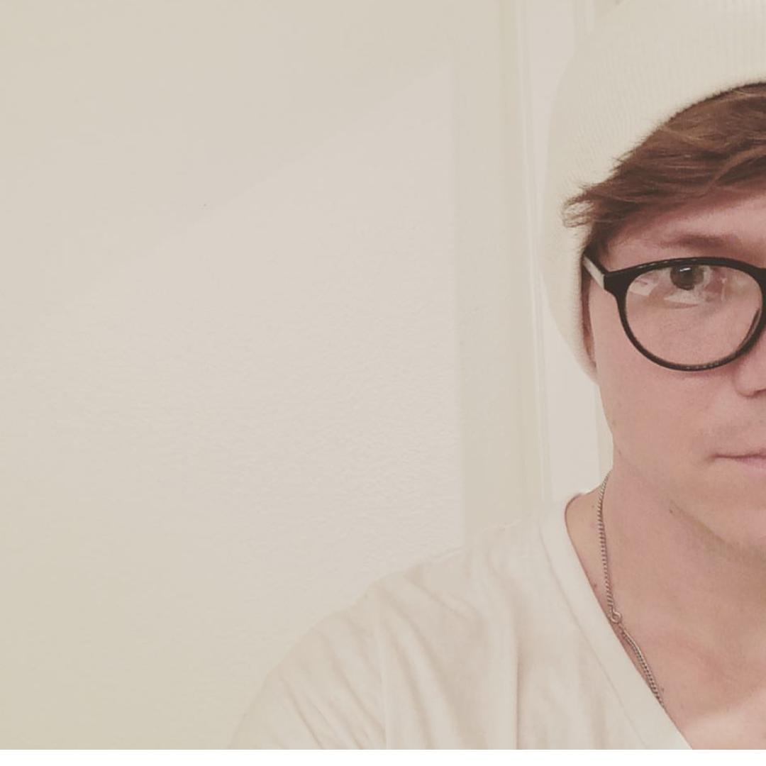 Tyler Ward Indonesia tweet media