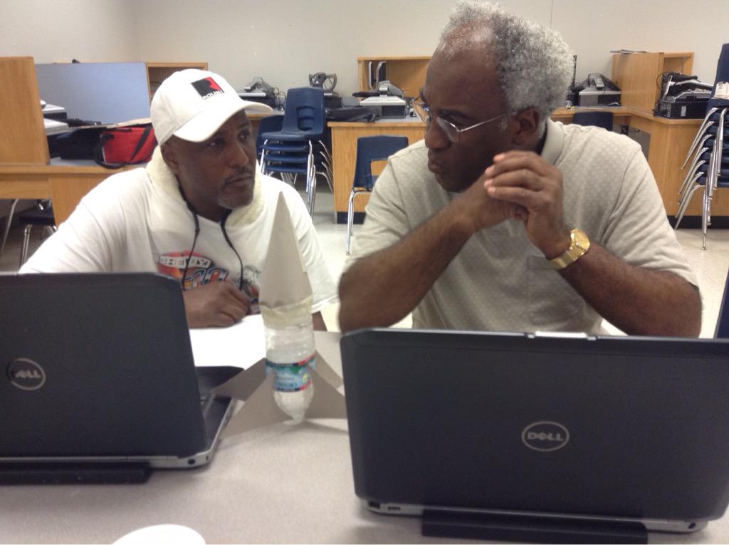 PG_CTE's tweet photo. Teachers design/build a downtown mall where vehicle traffic is prohibited during business hours. http://t.co/AF4WriUEsX