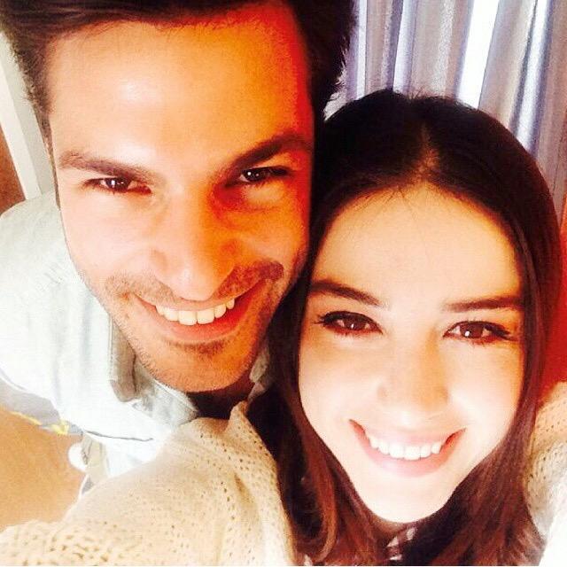 Damla_1403's tweet photo. #ÖzSer  sevenler Rt 🙈
#ÖyAz sevenler Fav 😍 (Anket dedigin böyle yapılır #Kirazcanlar) 
#KirazMevsimi http://t.co/vweZezHENM