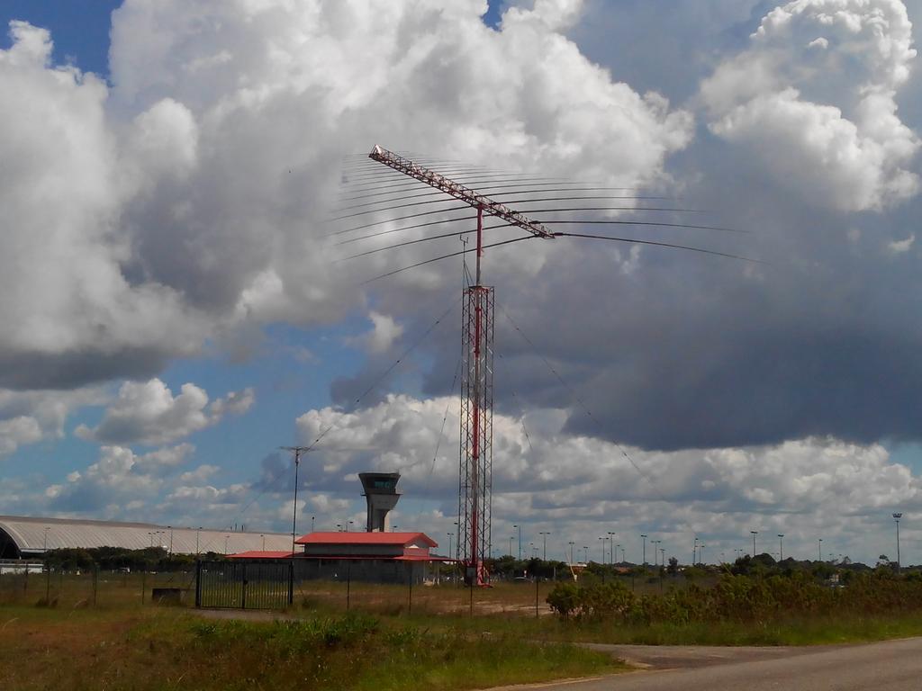 f5uii's tweet photo. Nice big antennas used by the Cayenne Felix Eboué airport (ex Rochambeau airport) in French Guiana. #nothamradio ;-) http://t.co/mSKBLFfuzS