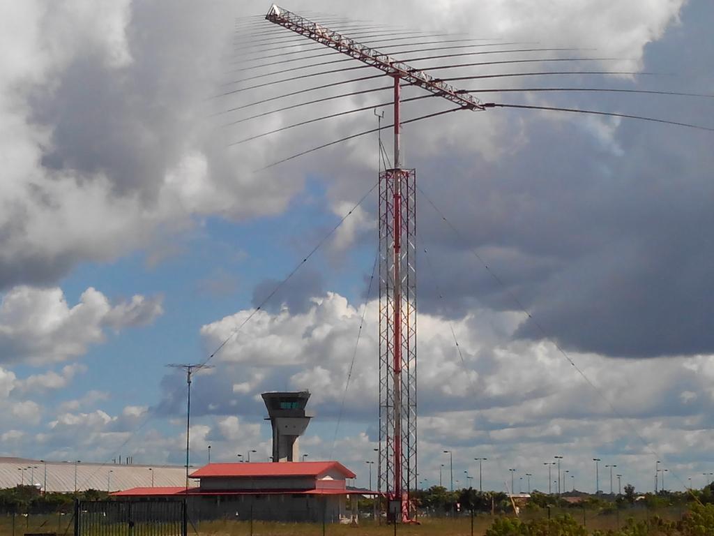 f5uii's tweet photo. Nice big antennas used by the Cayenne Felix Eboué airport (ex Rochambeau airport) in French Guiana. #nothamradio ;-) http://t.co/mSKBLFfuzS