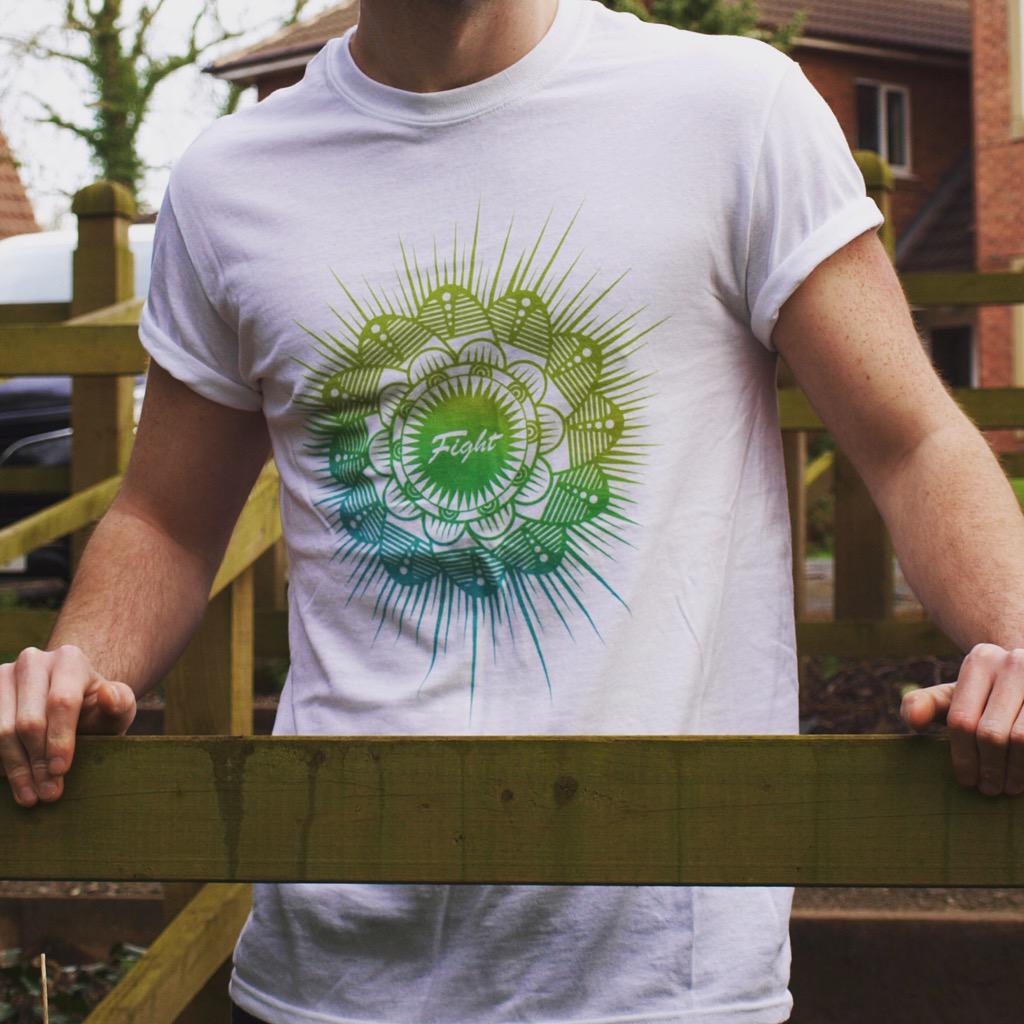 fightclo_uk's tweet photo. Floral tee time! #mensclothing #floral #flower #fashion #flowerpower http://t.co/DLtXQZlmqc