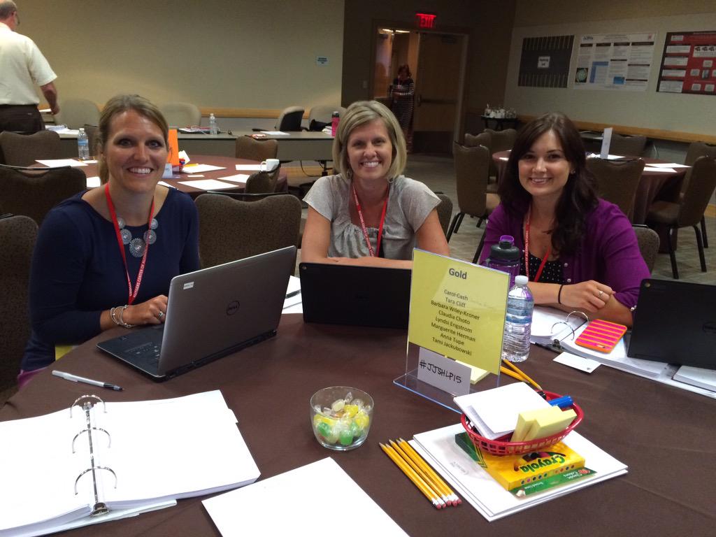 sarahpresch's tweet photo. Eastern Carver School Nurses strengthening leadership skills this week in New Jersey. @ISD112 #JJSHLP15 http://t.co/Ef71yApm0I