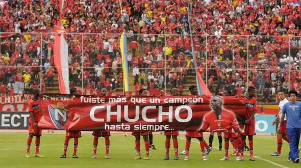 edisonnacional's tweet photo. Chucho grande en nuestros corazones ❤️👏🏿👏🏿👏🏿 http://t.co/GsLuaPGfll