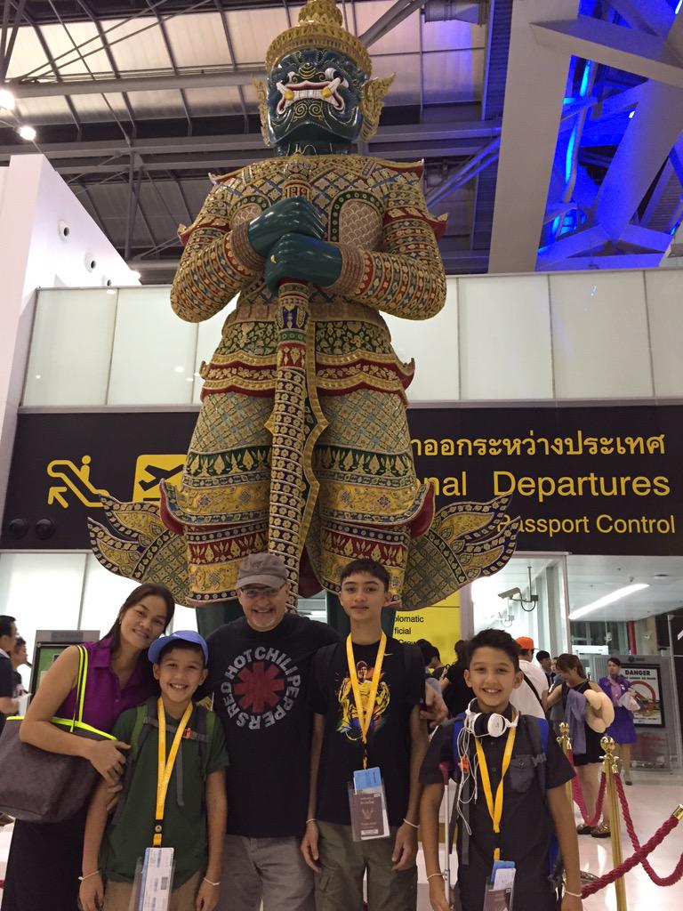 LanternFlyer's tweet image. Off we go! So long parents, next stop #SummerCamp