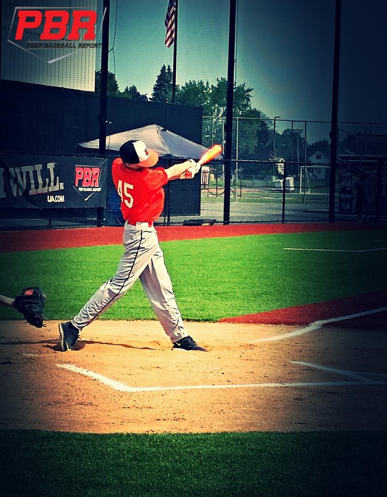 PrepBaseballNY's tweet photo. @CusterDylan looking great during BP during today's open. #pbrsummerseries http://t.co/Ul9i5SGVjA