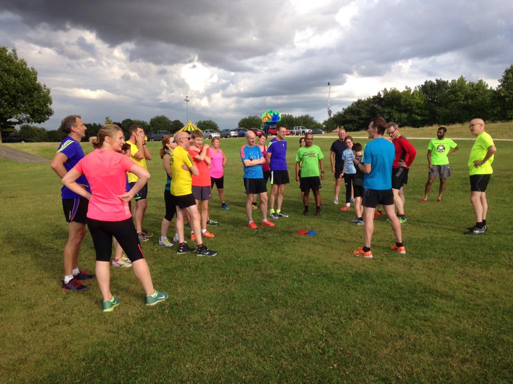 parkrunhelen's tweet photo. Another cracking session at the #WeeklyWednesdayWorkout #freerunfun http://t.co/y695cvRHEx