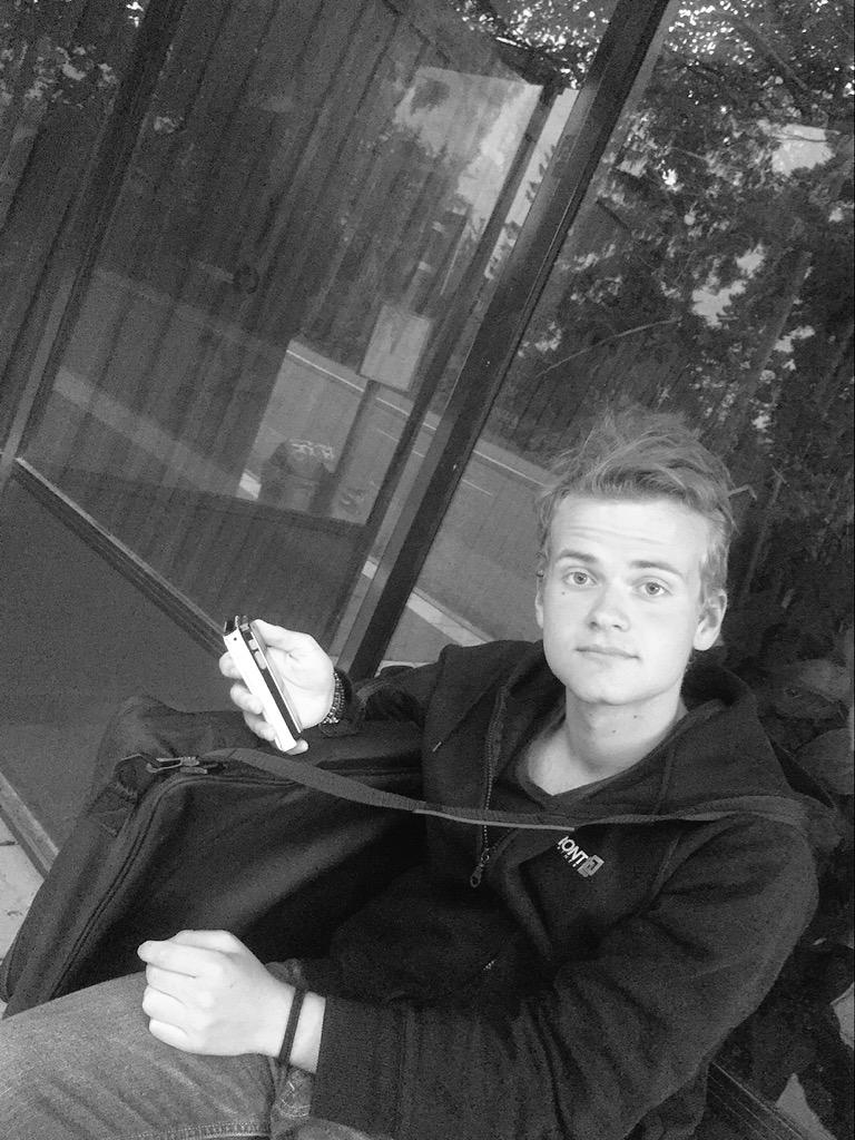 GoneDistrict's tweet photo. Heading home after some good fun rehearsing. :) #gonedistrict http://t.co/yLxL0uZdkk