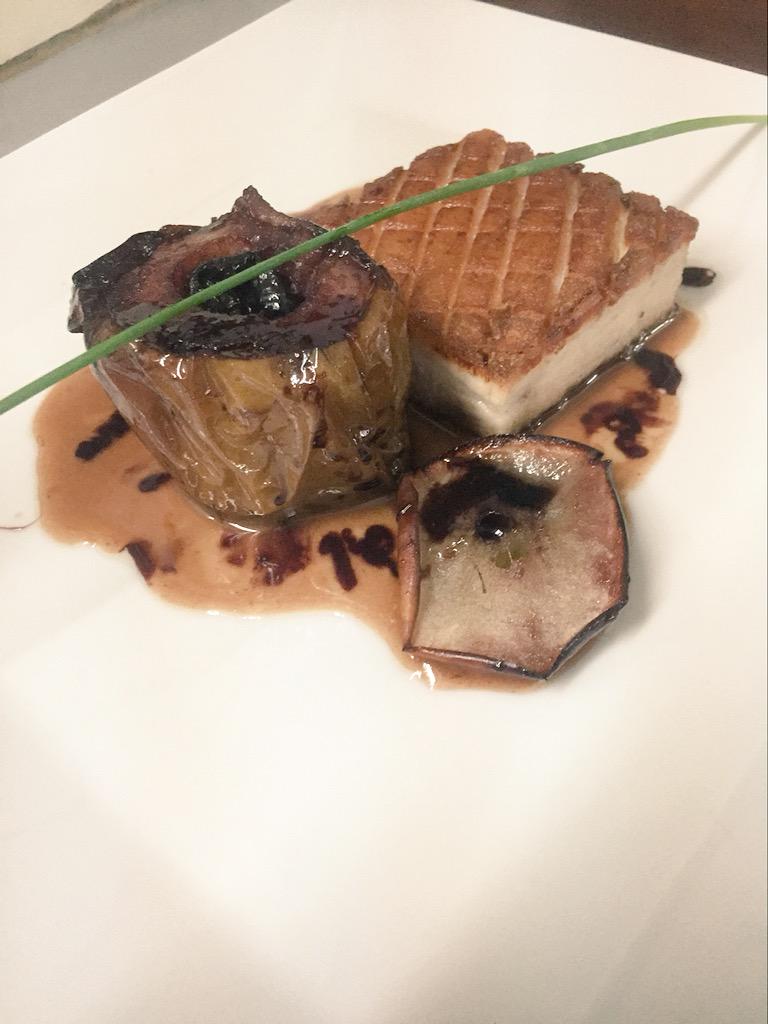 Torrecerredo's tweet photo. On the #menu for Friday, belly of pork with port reduction #FoodPorn #Spain #hotel http://t.co/DXPef8heWv