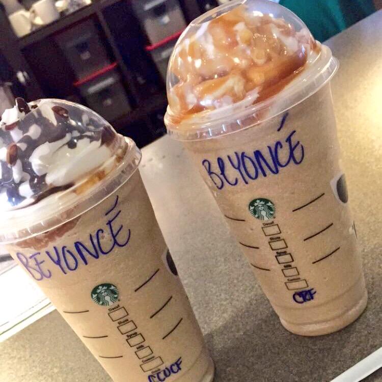 sydlovesthehoes's tweet photo. She know damn well I can't drink both of these lol #thankscuzzo http://t.co/SC5uJyqy6s