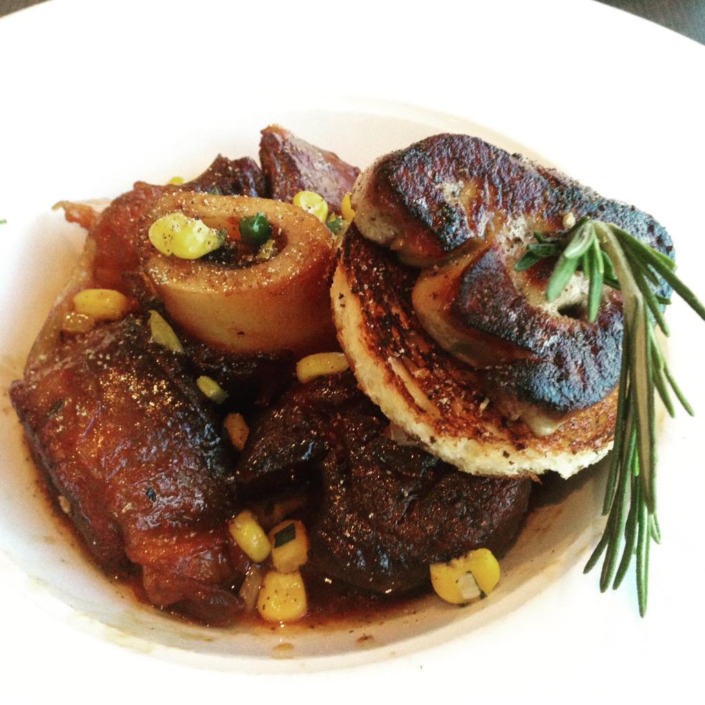 KitchenSprout's tweet photo. .@TourCNTower passion on a plate! #DuckBreast #OssoBucco #SearedCod #FiletMignon #Toronto #WineWednesday π·π΄π·π΄π· http://t.co/H9NQXSmI8d