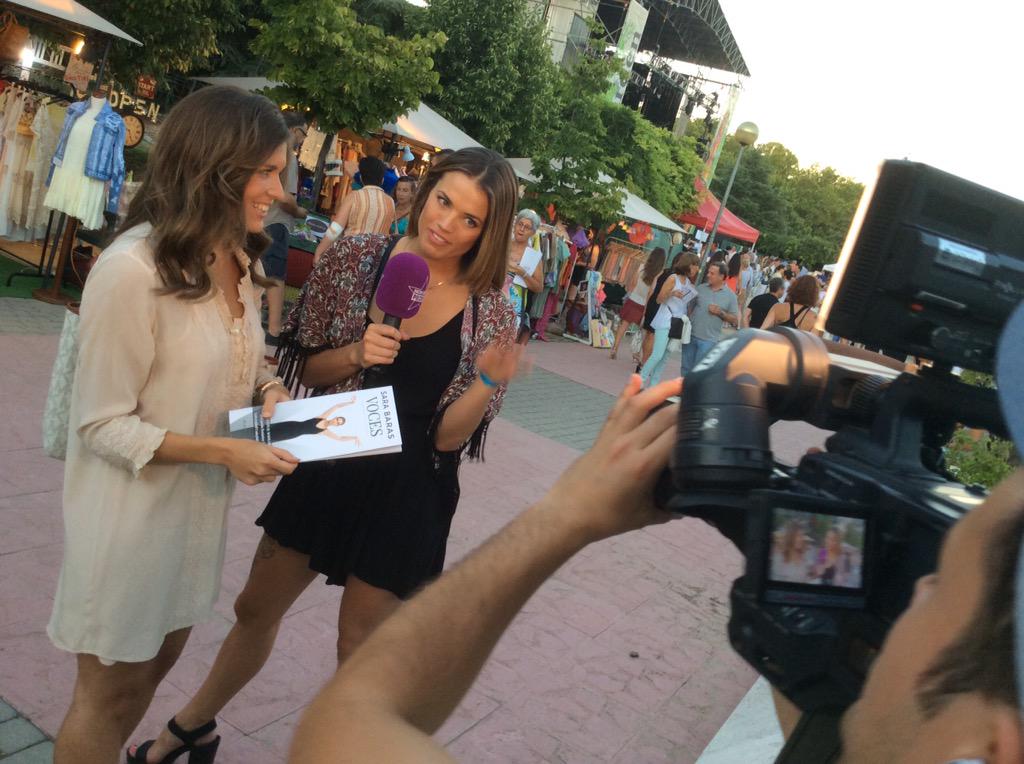 No huyáis de @alyysonrae que hoy está en #Madgarden con <a href="/NonStopPeopleES/">NonStopPeopleES</a> micro en mano para contar todo sobre #Voces