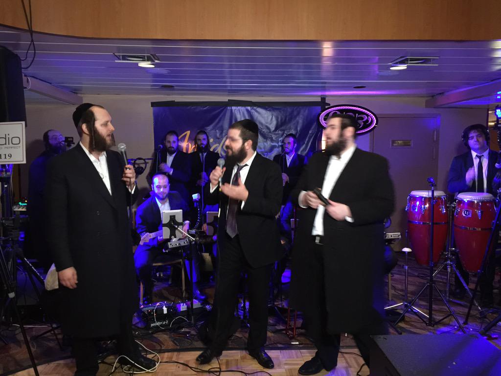 AmidsTheOcean's tweet photo. Some more photos aboard of last night's boat event. http://t.co/4MB4QaDuAH