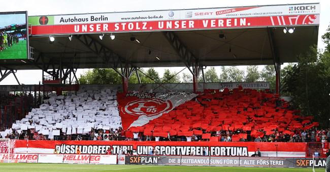 FussballUltras's tweet photo. Union Berlin - Fortuna Düsseldorf [Home/Away Support] 26.07.2015  #fcunion #fcuf95 http://t.co/uYr0zu4iE7