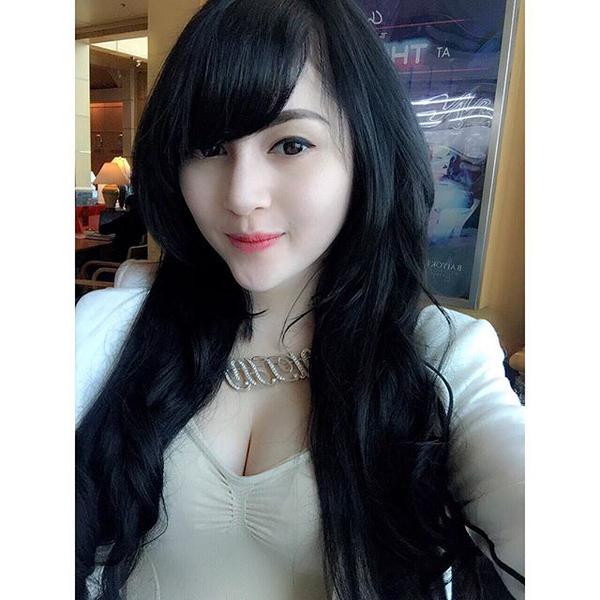 noval_29184's tweet photo. Wanita penggoda tapi cantik http://t.co/vUb1Ab0Jto