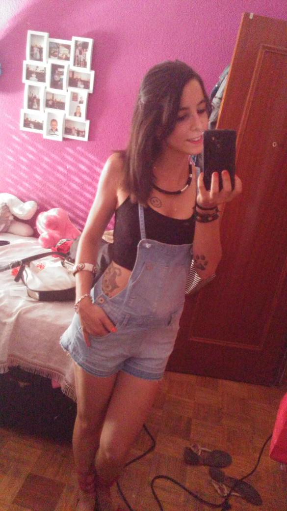 1Macaa's tweet photo. Buenas noches!!! ✌ http://t.co/qxi7ooHqPJ