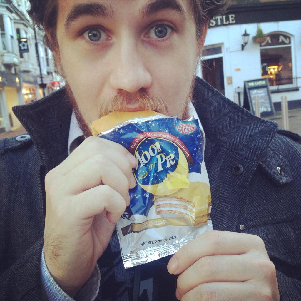 BlueMoonRevueUK's tweet photo. Happy birthday to our host with the most chutzpah- @AlexWattsBlog 🎂
 (Do I get points for using a moon reference?!) http://t.co/ll8ekPgczp