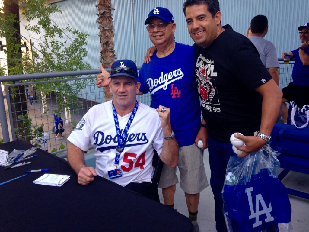 timleary54's tweet photo. Season almost here! Looking forward 2 seeing all our great fans at the stadium! https://t.co/7p7Omdv1Wk @Dodgers @DodgersNation @DodgersPR