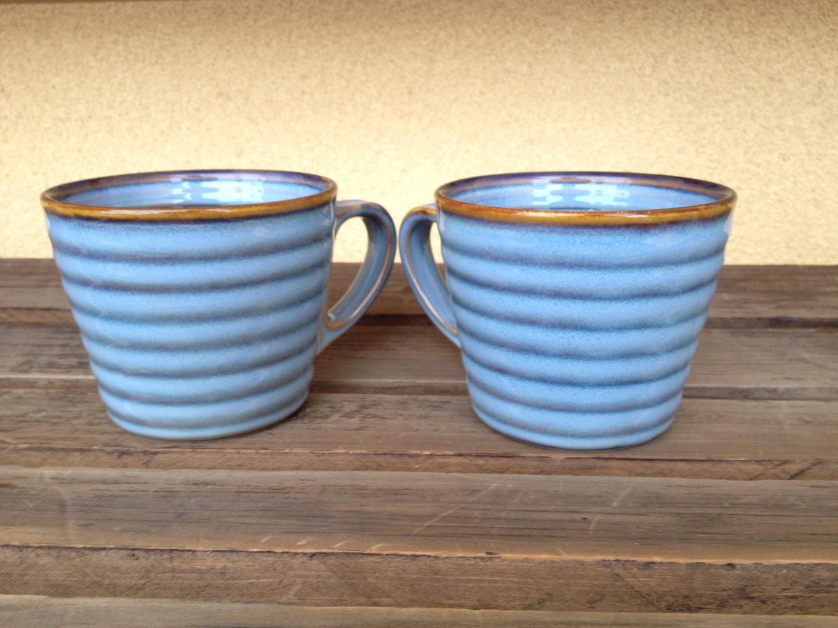 Mimeto's tweet photo. #shoppershour #ppt #vintage #blue #stonware #mugs #pottery #retro #denimblue https://t.co/vo4MAgd0Ke http://t.co/yZp56YQBlR