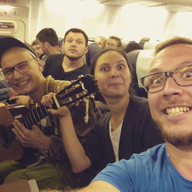 VKO_airport's tweet photo. Полетели! Началась наша документальная экспедиция на Алтай. #magicproduction #киноАлтай #magicАлтай #VKO http://t.co/uW6qlEtCsx