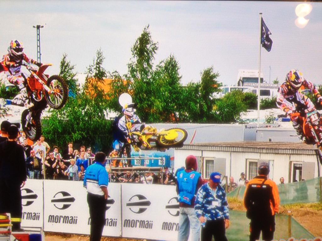 Barrs_101's tweet photo. @KenRoczen94  Style for days #Scrub http://t.co/Jr8t98FkzD